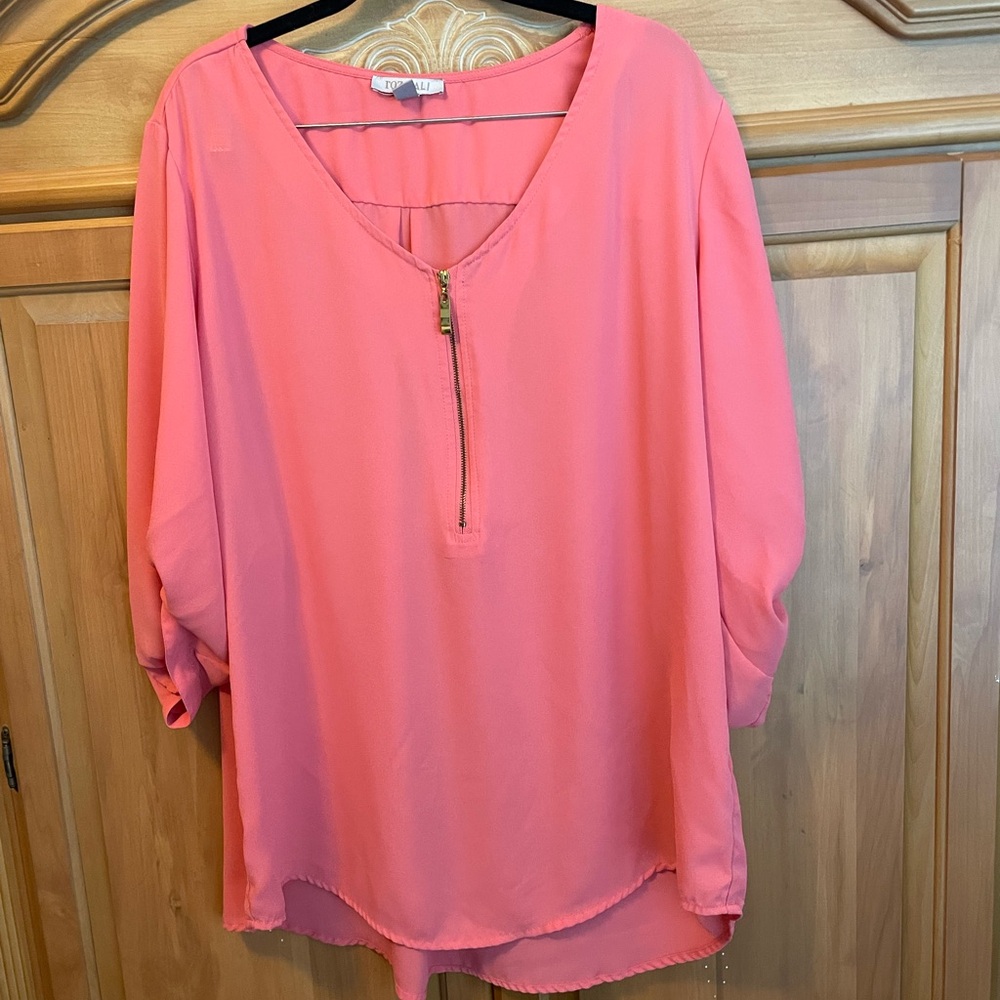 Roz & Ali Vibrant Top with V-Neck